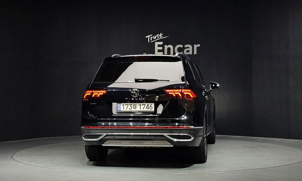 Volkswagen Tiguan — фото 2