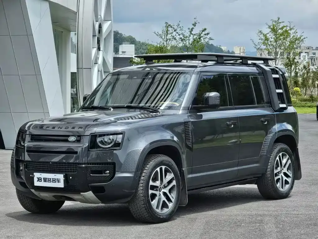 Land Rover Defender — фото 1
