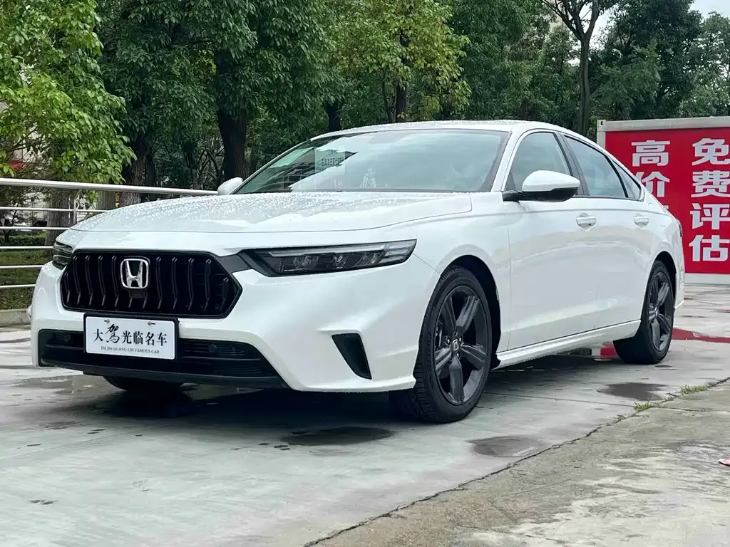 Honda Inspire — фото 1