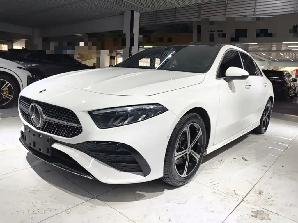 Mercedes-Benz A-Class — фото 1
