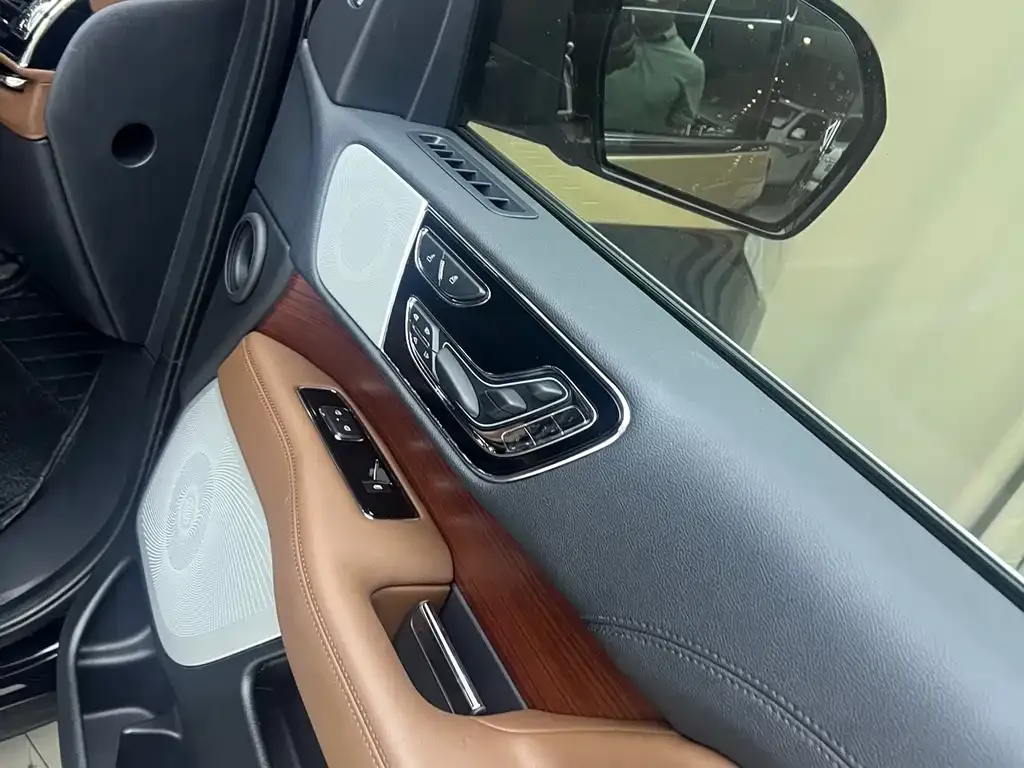 Lincoln Navigator — фото 9