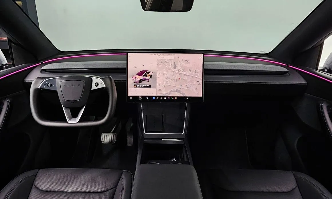 Tesla Model Y — фото 9