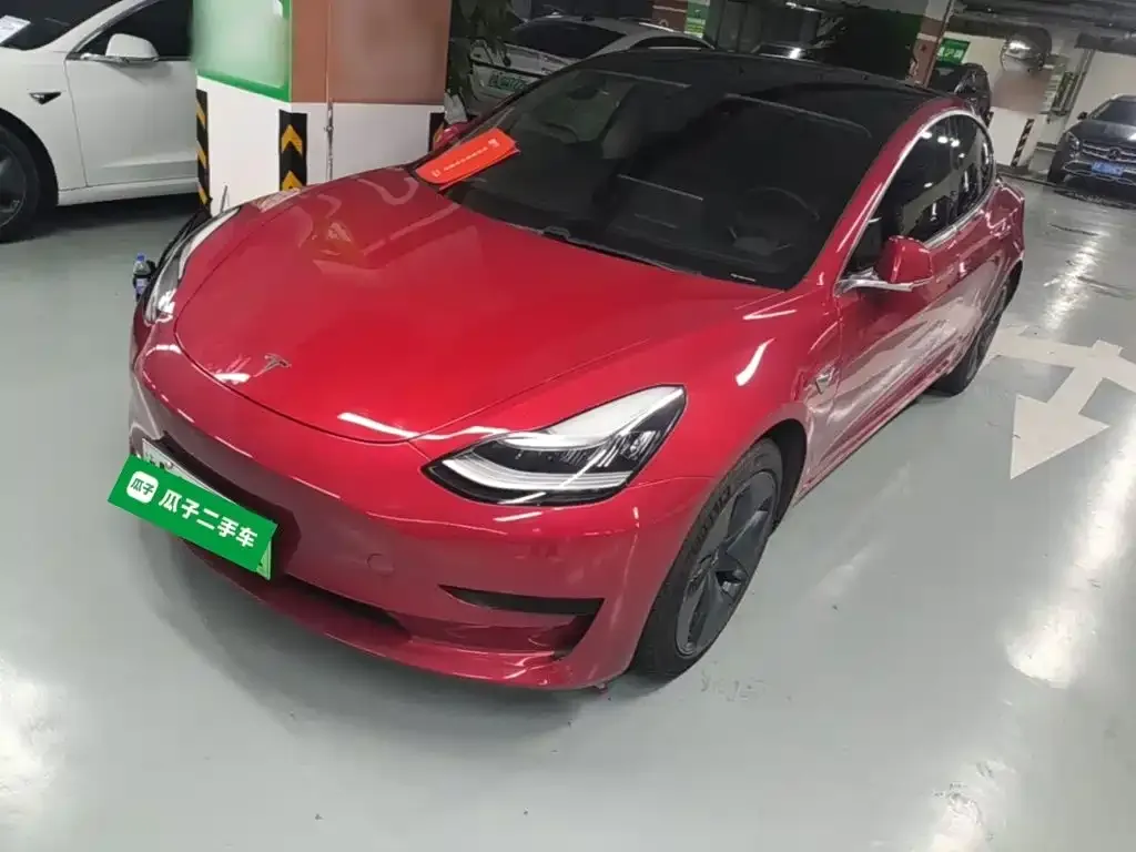 Tesla Model 3 — фото 6