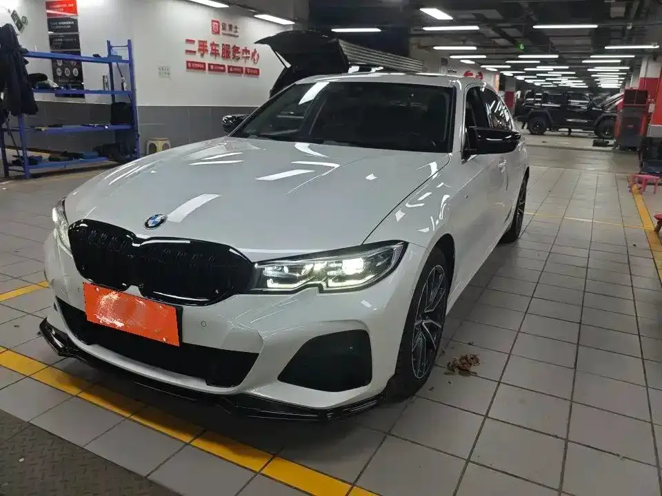 BMW 3 Series — фото 1