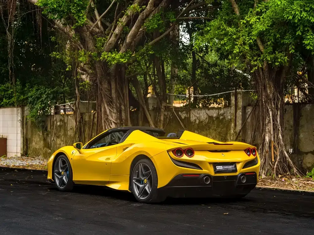 Ferrari F8 — фото 8