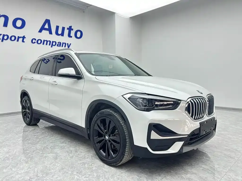 BMW X1 — фото 6