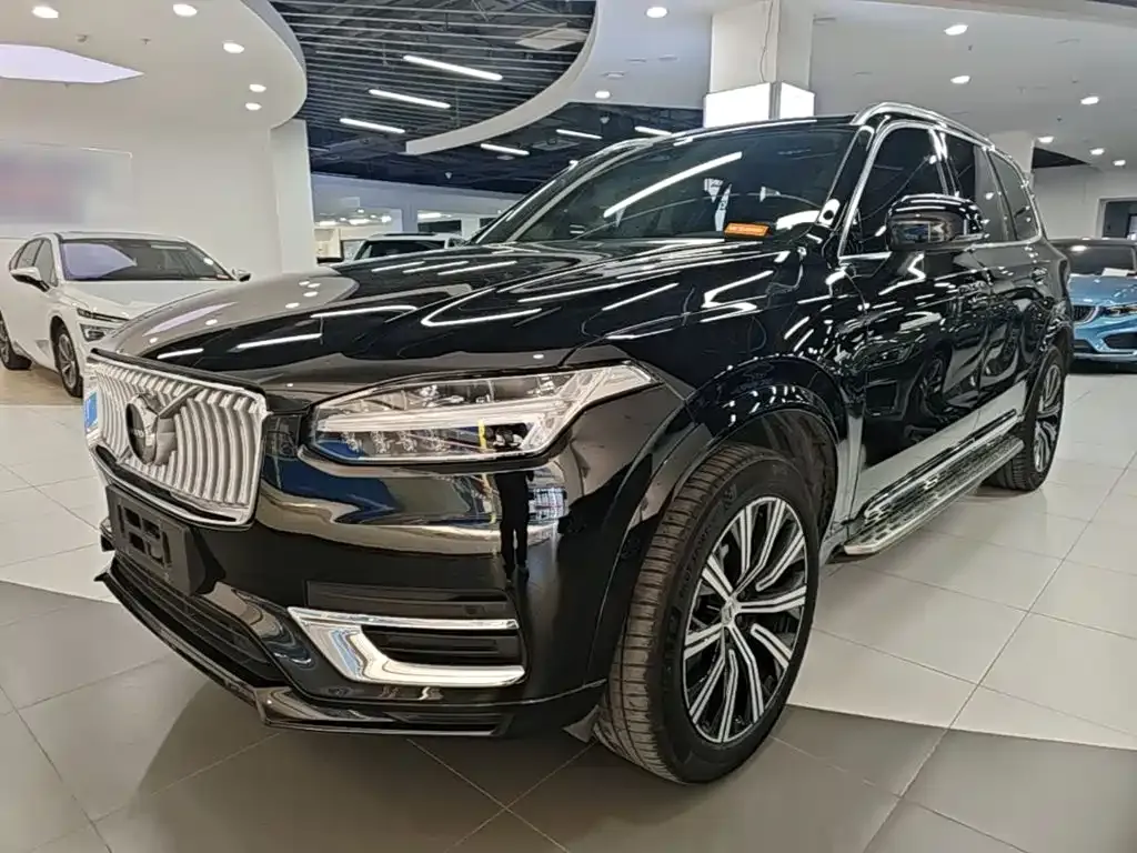 Volvo XC90 — фото 3
