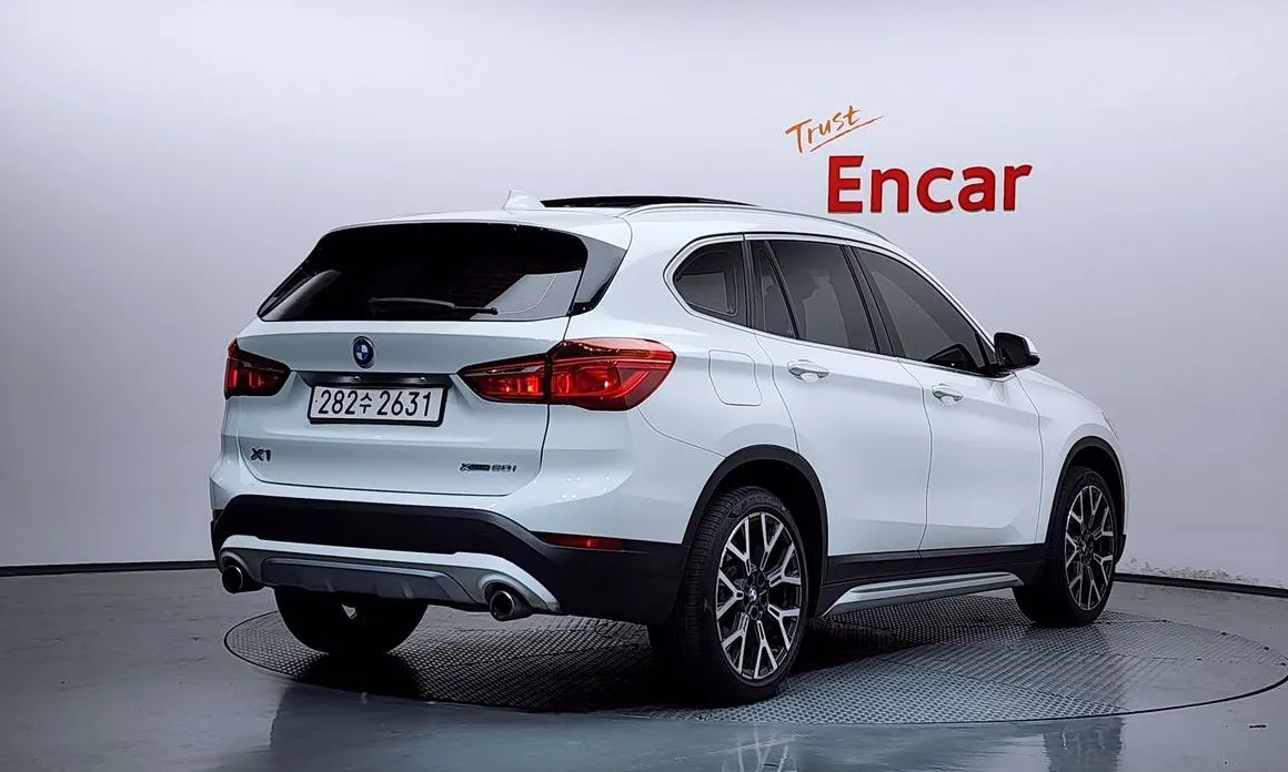BMW X1 — фото 2