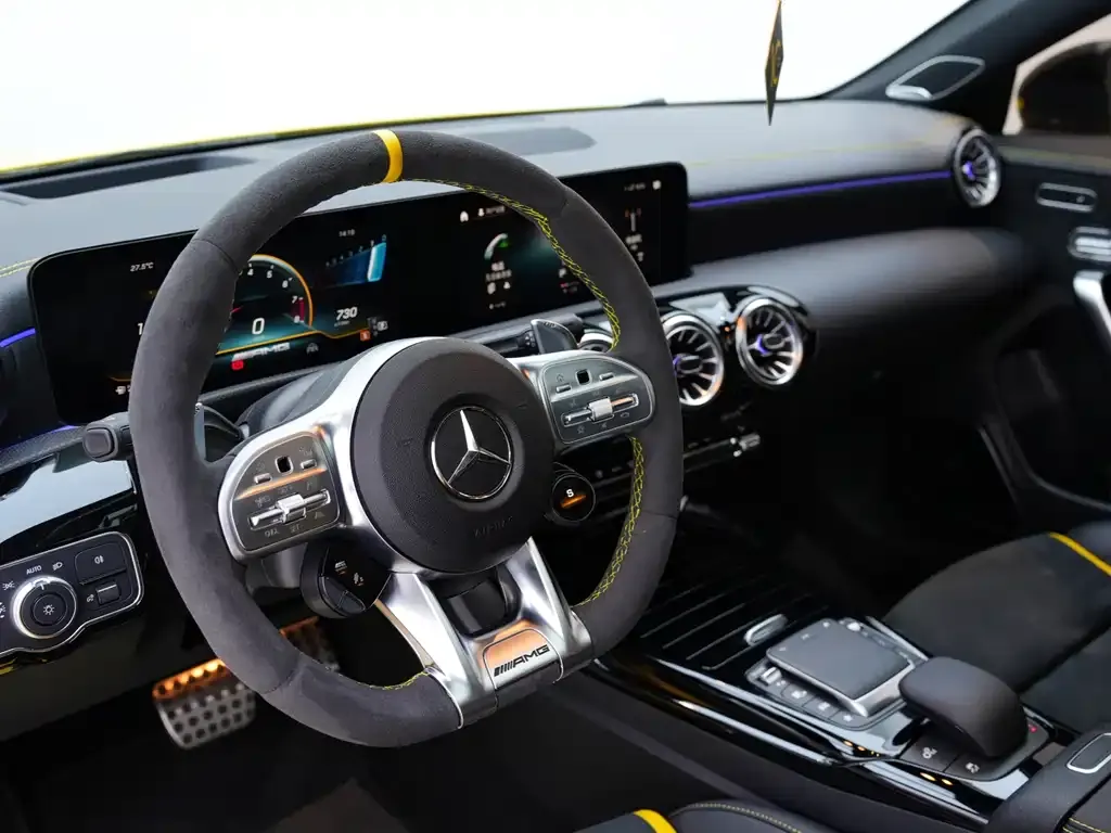 Mercedes-Benz CLA AMG — фото 5