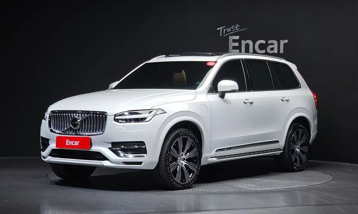 Volvo XC90 — фото 1