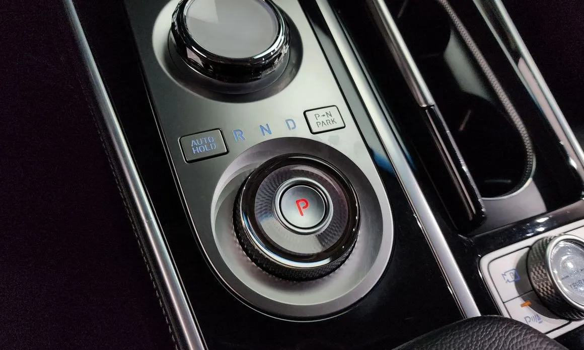Genesis GV80 — фото 10
