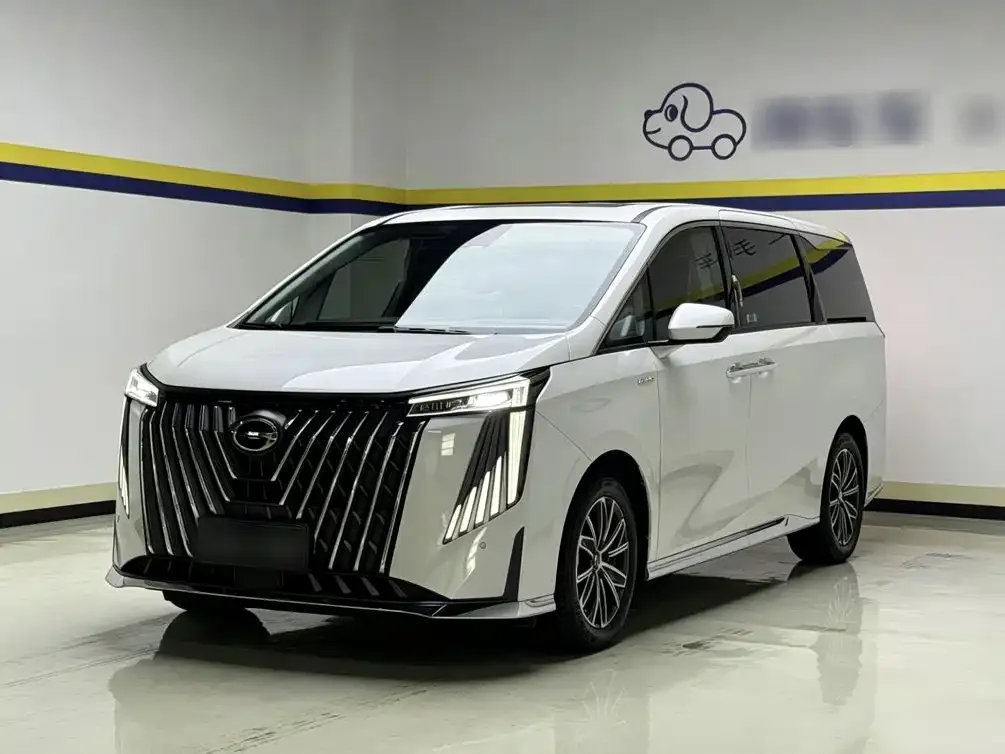 GAC Motor Trumpchi M8 — фото 1