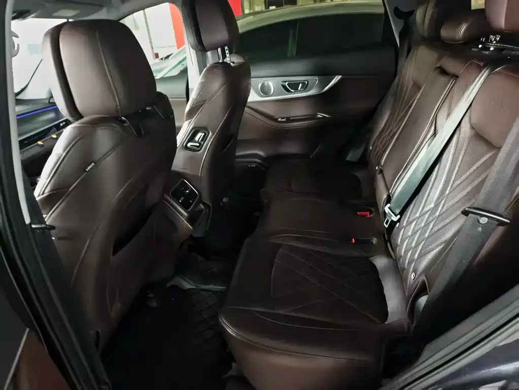 Chery Tiggo 8 PLUS — фото 3