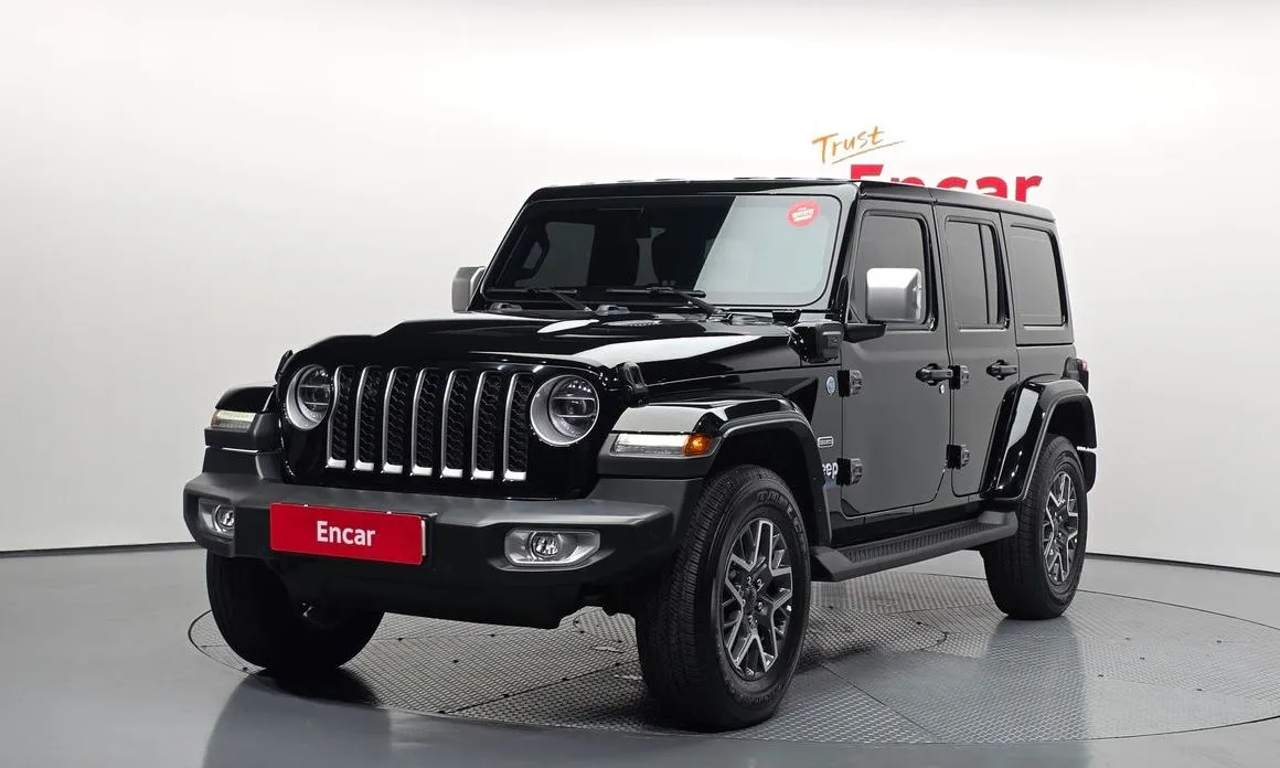 Jeep Wrangler — фото 1