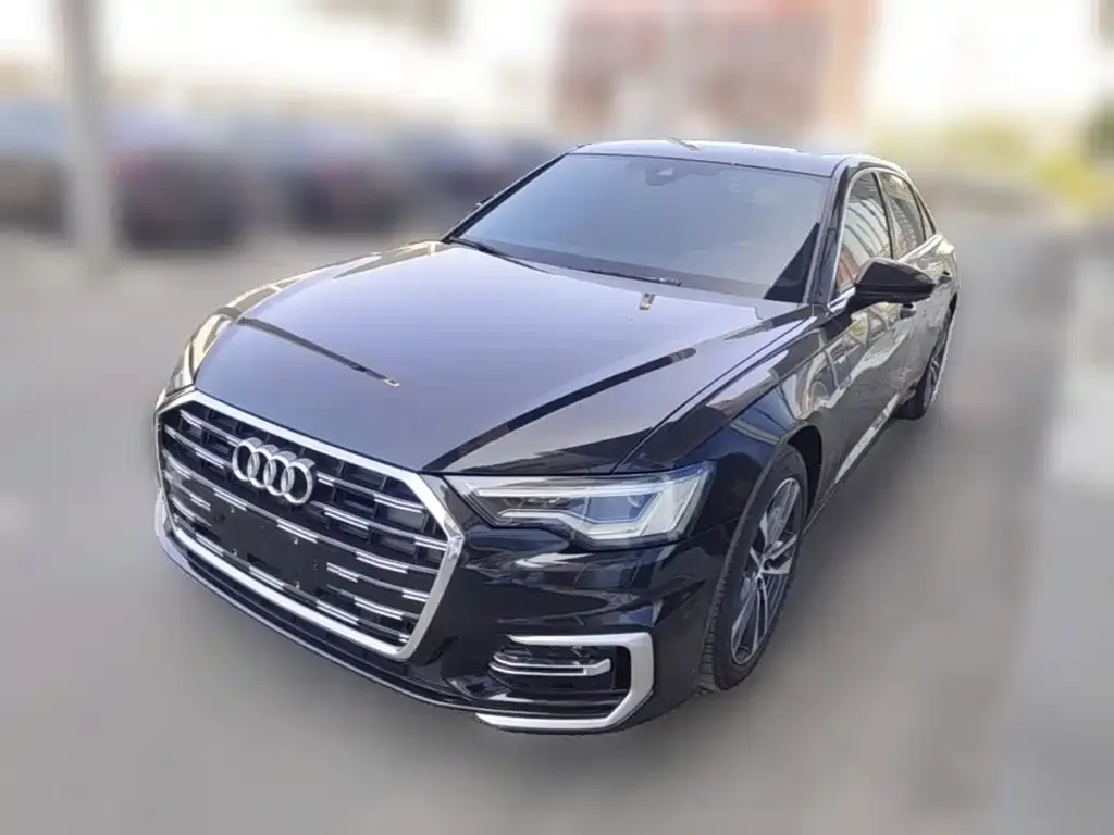 Audi A6L — фото 1