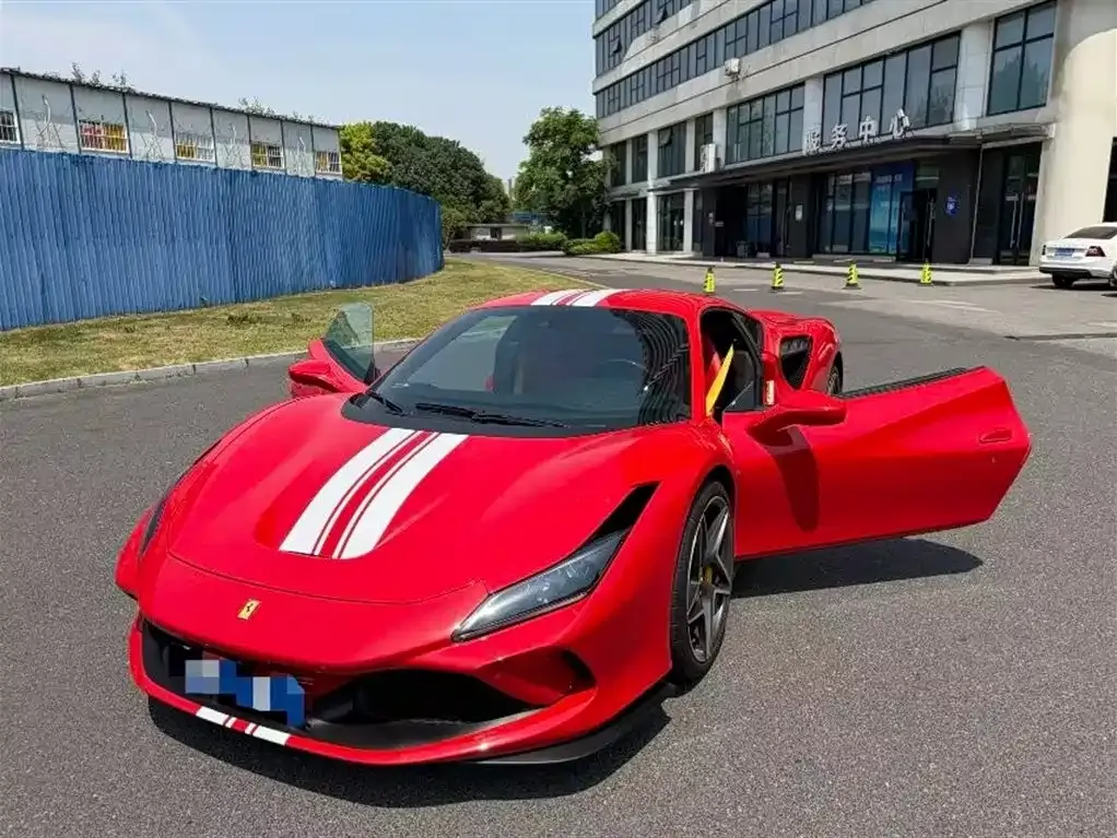 Ferrari F8 — фото 8