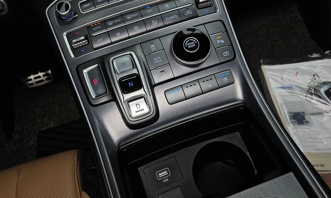 Hyundai Santafe — фото 3