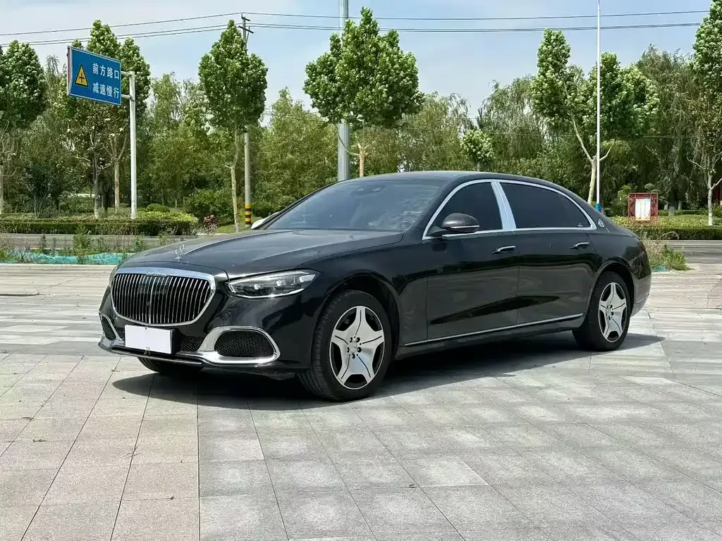 Mercedes-Benz S-Class — фото 1