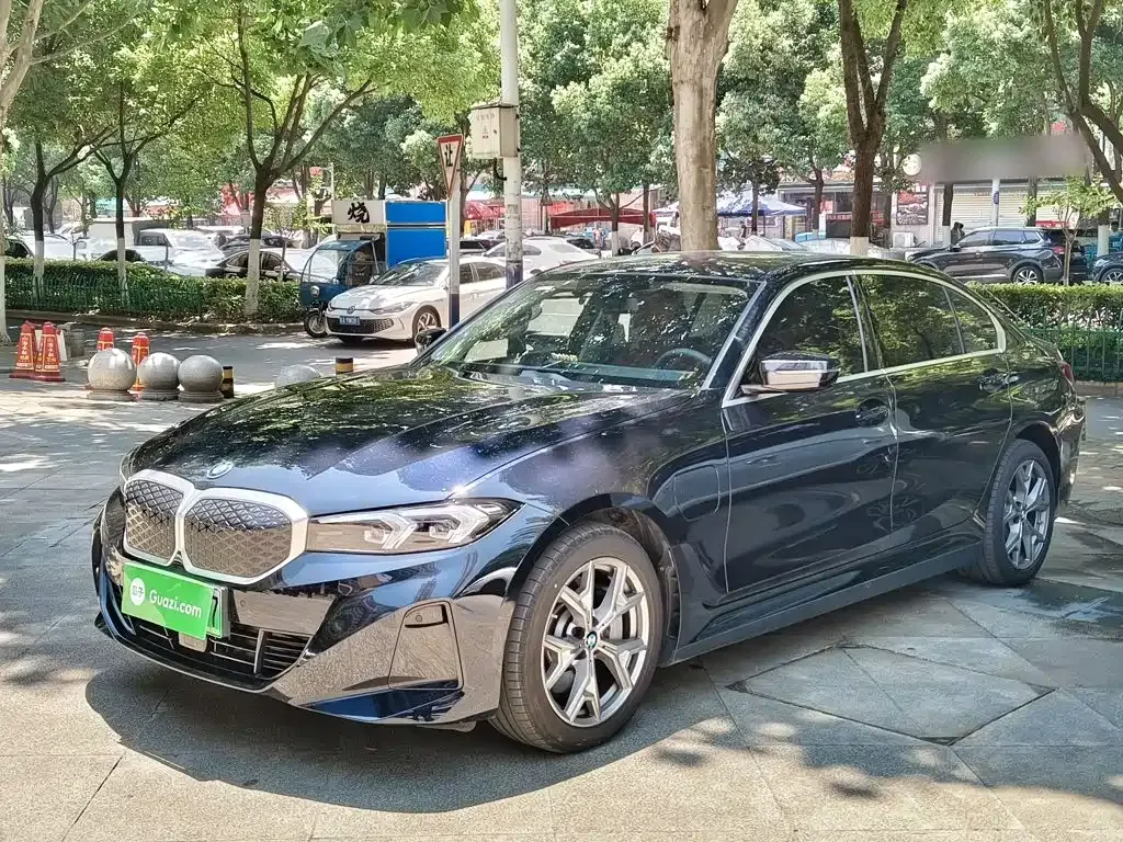 BMW i3 — фото 1