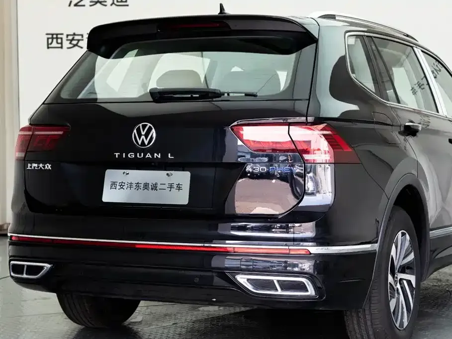 Volkswagen Tiguan L PHEV — фото 3