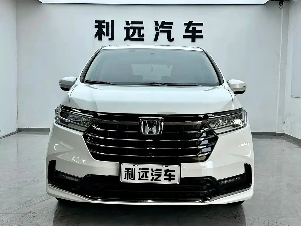 Honda Odyssey — фото 2