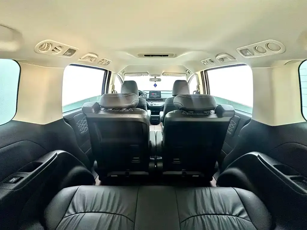 Honda Odyssey — фото 9
