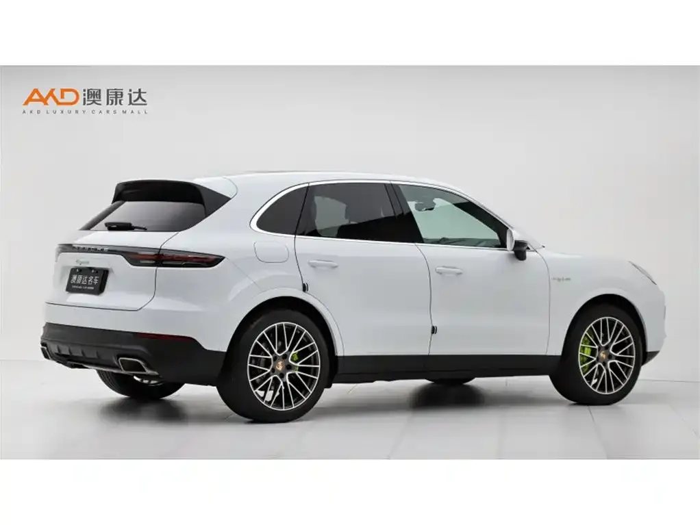 Porsche Cayenne Hybrid — фото 10
