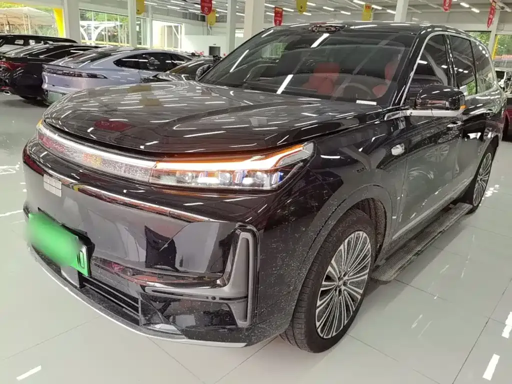 Geely Galaxy M9 — фото 1
