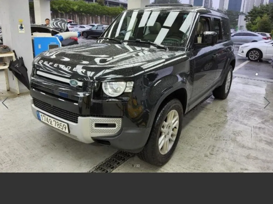 Land Rover Defender — фото 1