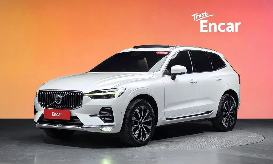 Volvo XC60 — фото 1