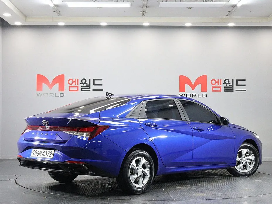 Hyundai AVANTE — фото 4