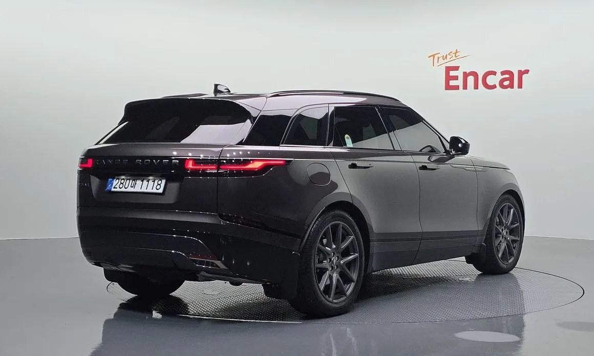 Land Rover Range Rover Velar — фото 3