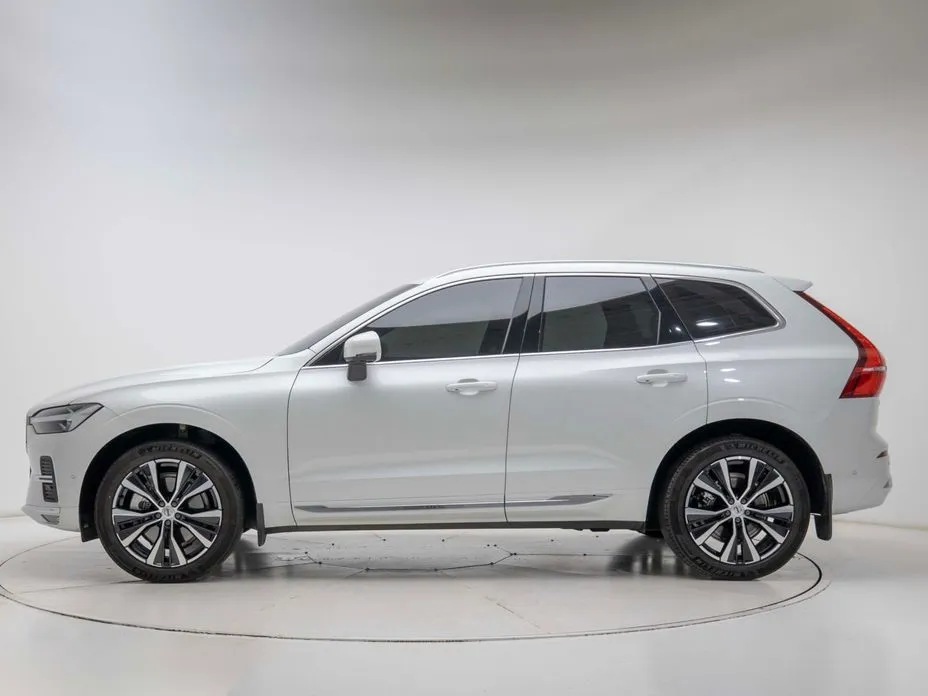 Volvo XC60 — фото 2