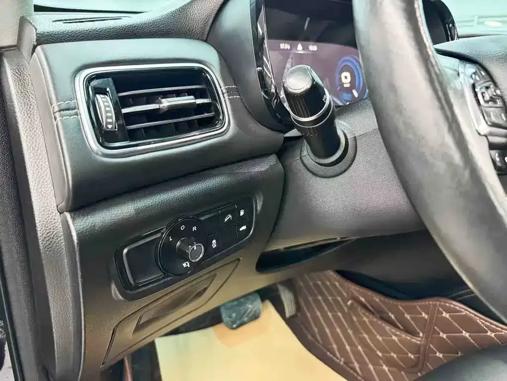 GAC Motor Trumpchi GS8 — фото 2