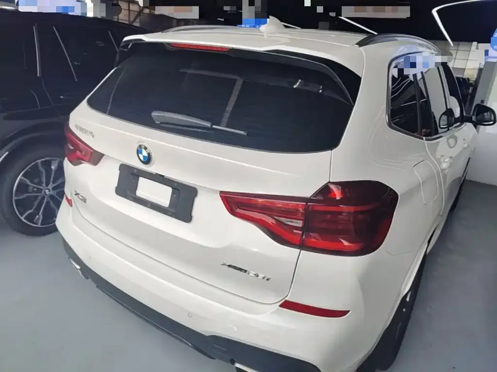 BMW X3 — фото 10