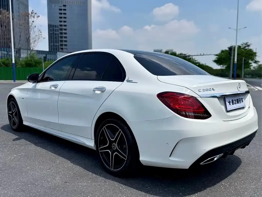 Mercedes-Benz C-Class — фото 10