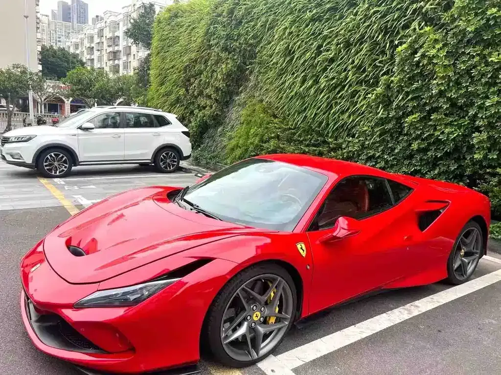 Ferrari F8 — фото 1