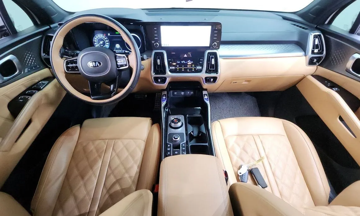 Kia Sorento — фото 6