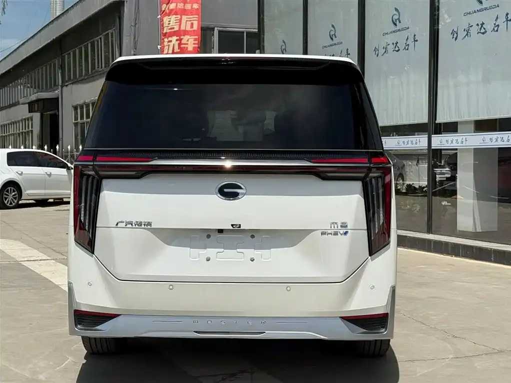 GAC Motor Trumpchi Xiangwang M8 — фото 2