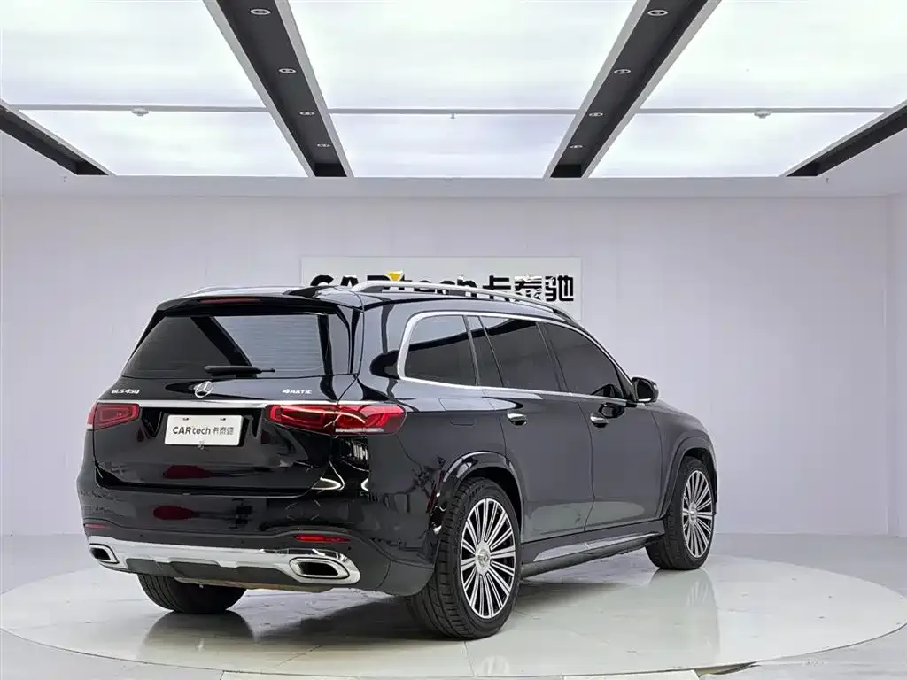 Mercedes-Benz GLS — фото 9