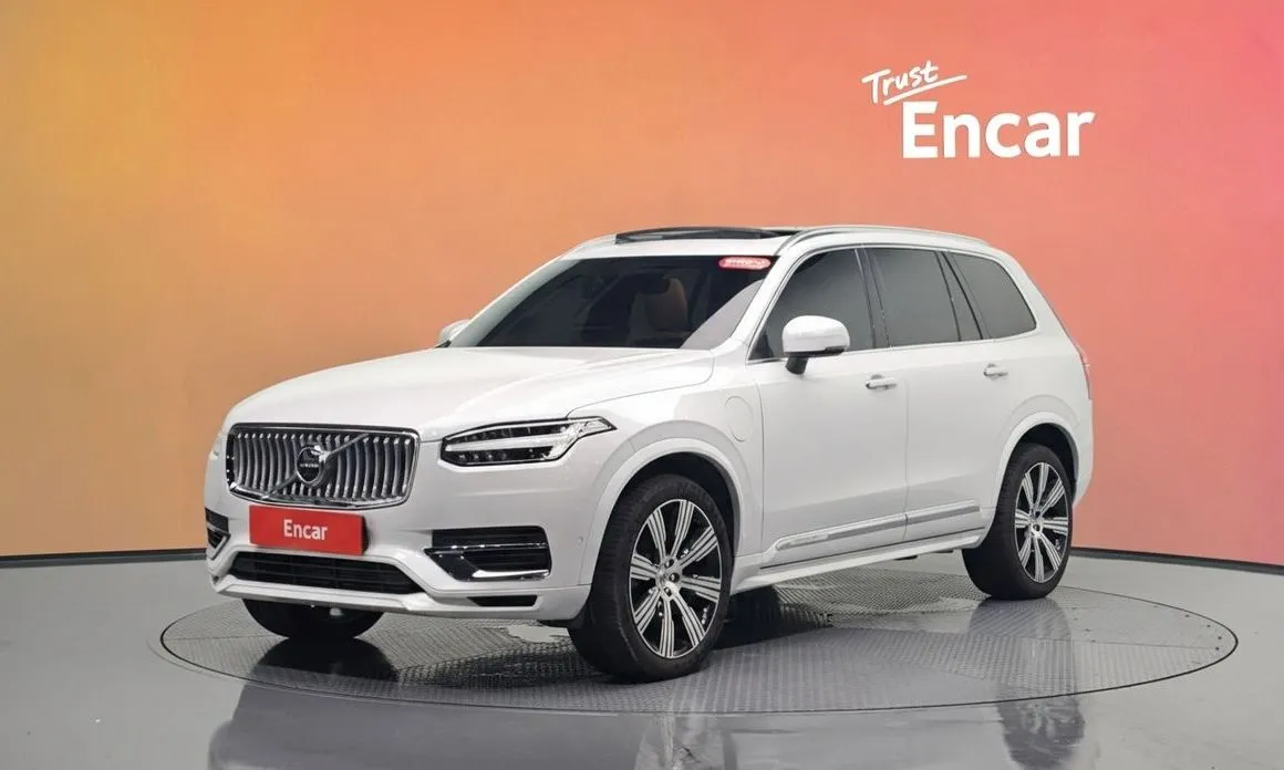 Volvo XC90 — фото 1