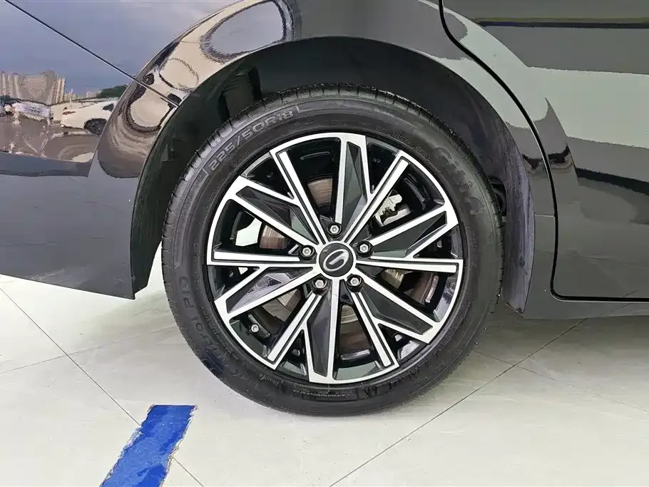 GAC Motor Trumpchi E8 — фото 4