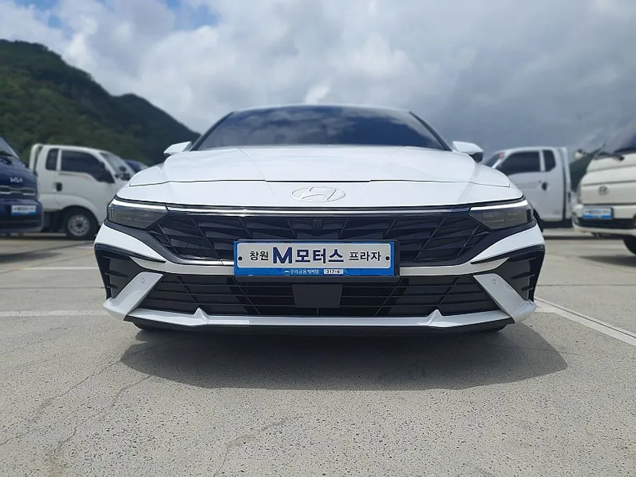 Hyundai AVANTE — фото 4