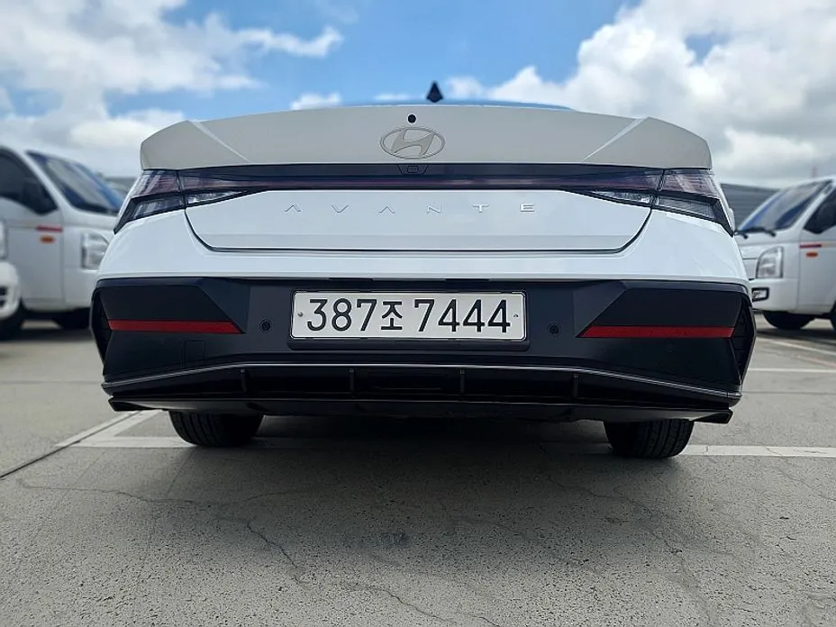 Hyundai AVANTE — фото 2