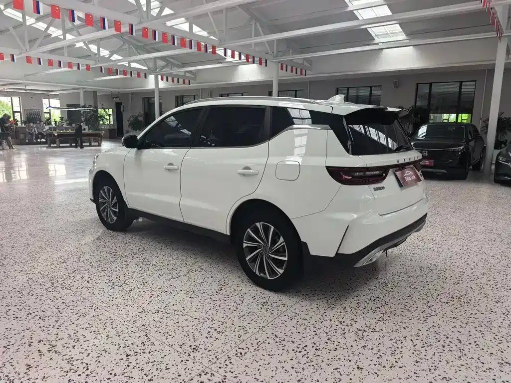 Geely Vision X6 — фото 10