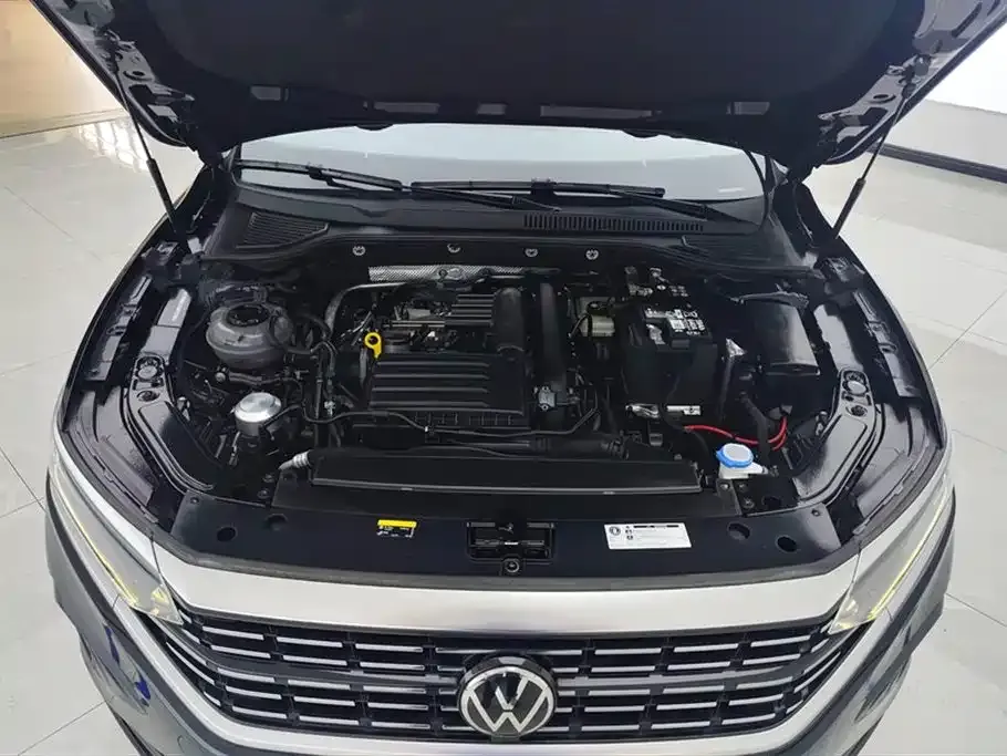 Volkswagen Passat — фото 6