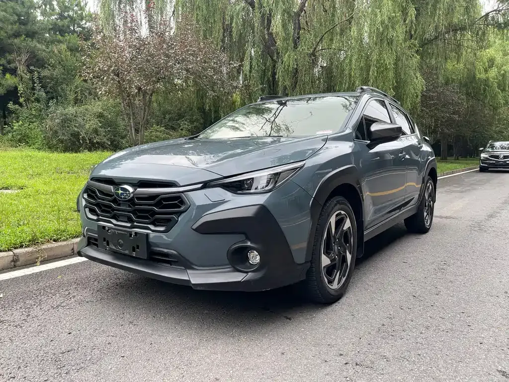 Subaru Crosstrek — фото 1