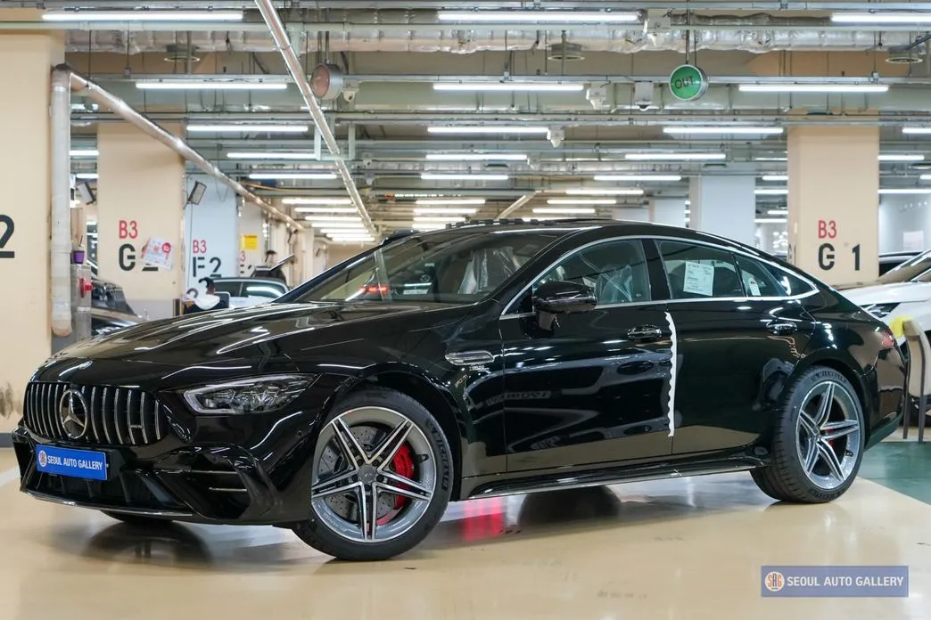 Mercedes-Benz AMG GT — фото 1