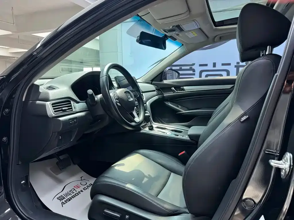 Honda Accord — фото 4