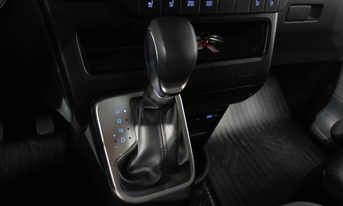 Hyundai Staria — фото 4